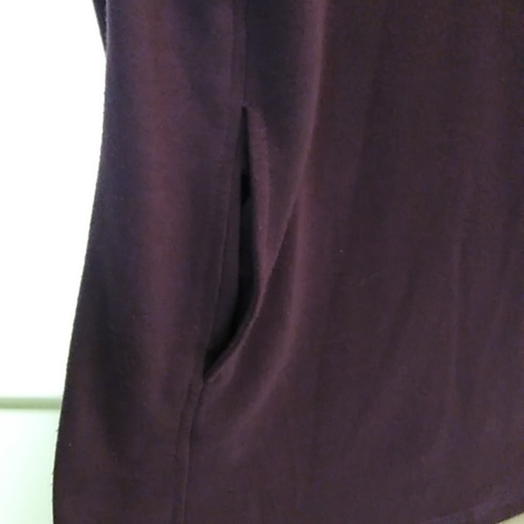STACCATO FUNNEL NECK SOFT LONG SLEEVE, TEE SHIRT TUNIC IN RICH PLUM. - Picture 6 of 7